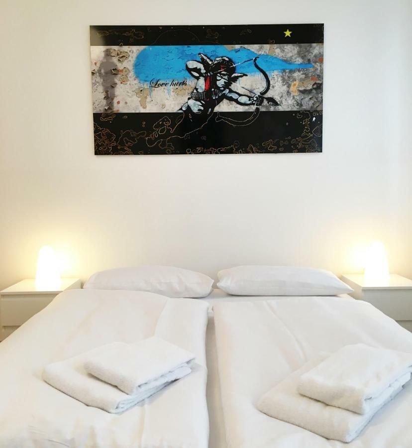 Downtown Apartment Berlin Friedrichshain Exterior photo
